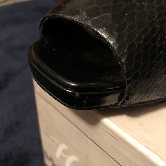 Mandee Faux Snakeskin Open-Toe Heels Size 6.5 - Picture 12 of 13